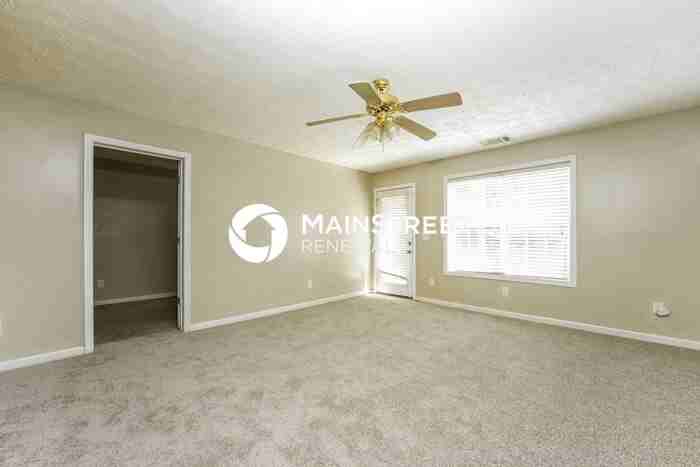 6288 Lake Valley Pt - Photo 7 of 18