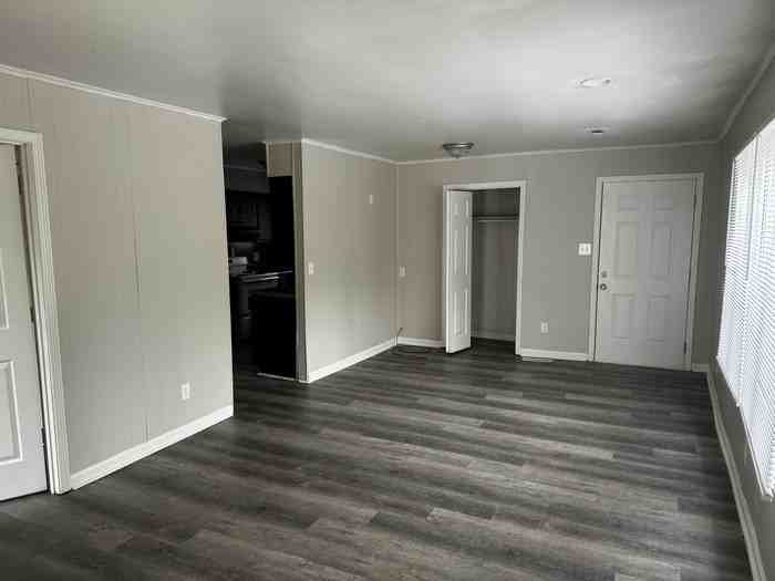 256 S Link Ave #256 - Photo 2 of 9