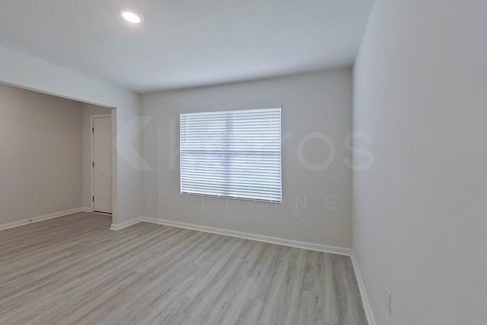 412 Monarch Ln - Photo 2 of 25