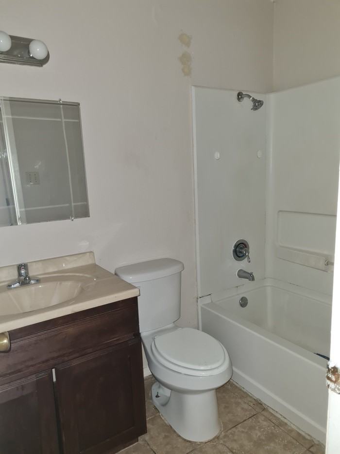 2211 New Combes Hwy #13 - Photo 2 of 7