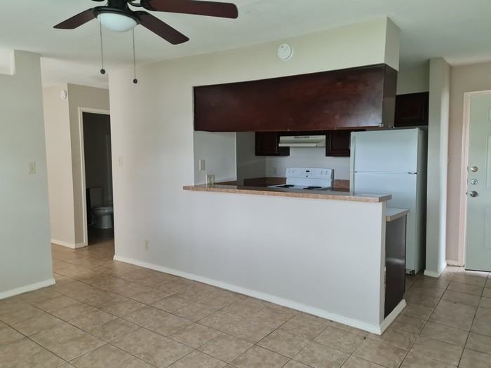 2211 New Combes Hwy #13 - Photo 7 of 7