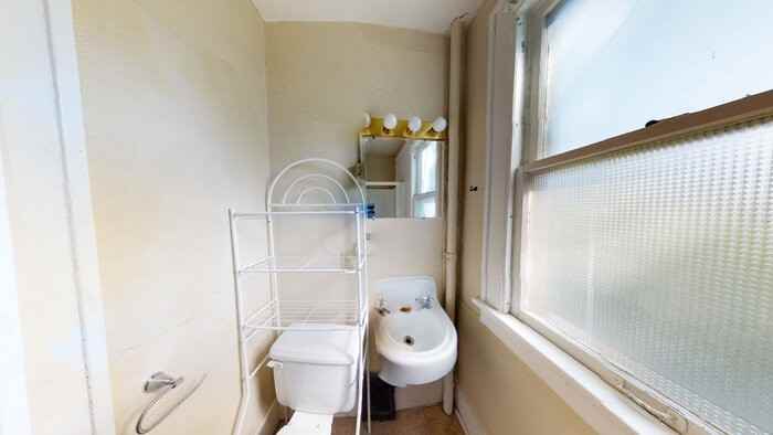 413 W Thayer Ave #1 - Photo 7 of 7