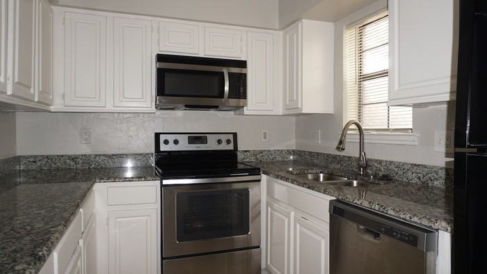 2728 Copper Creek Dr #107 - Photo 6 of 13
