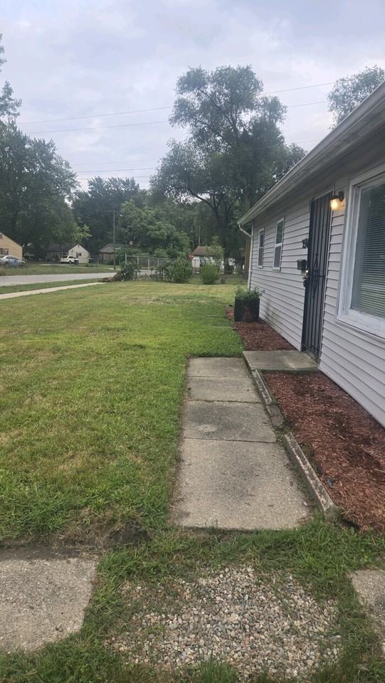 2561 East 23rd Avenue - Photo 3 of 14