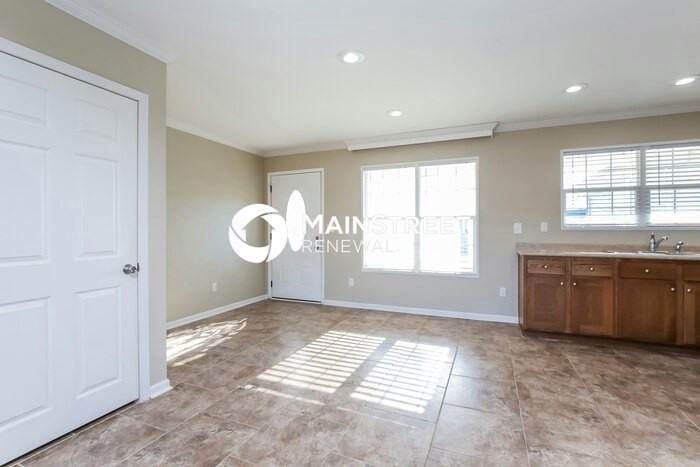 2015 Vancroft Cir - Photo 4 of 16