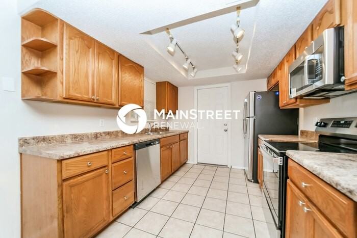 2887 Gatling Boulevard - Photo 6 of 15