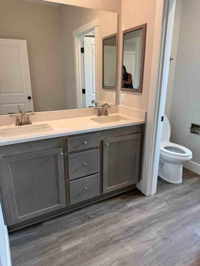 1045 Se Ford St #A - Photo 5 of 13