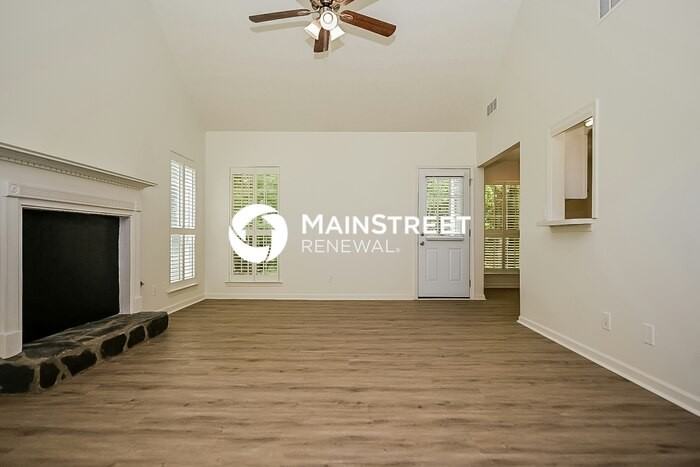 9551 Ashley Oaks Dr - Photo 2 of 17