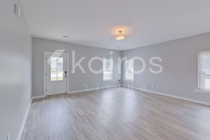 14628 Griffin St - Photo 4 of 20