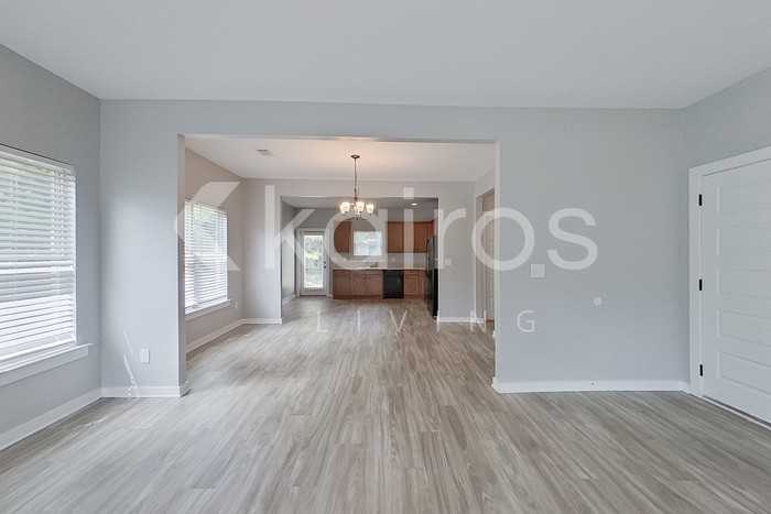 14628 Griffin St - Photo 5 of 20