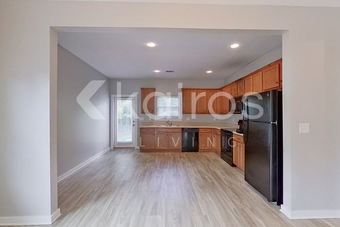 14628 Griffin St - Photo 7 of 20