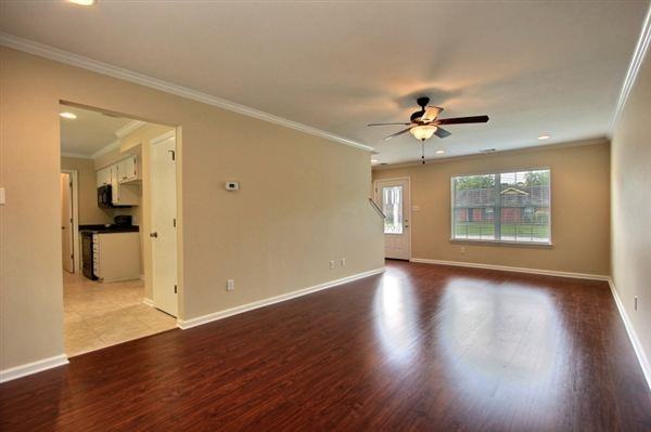 28 Daveitta Dr - Photo 3 of 10