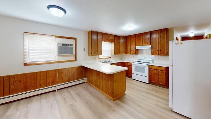 1314 1/2 Spaulding Ave - Photo 2 of 12