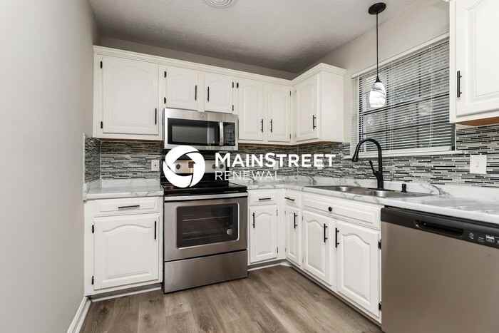 768 Garrison Dr - Photo 7 of 16