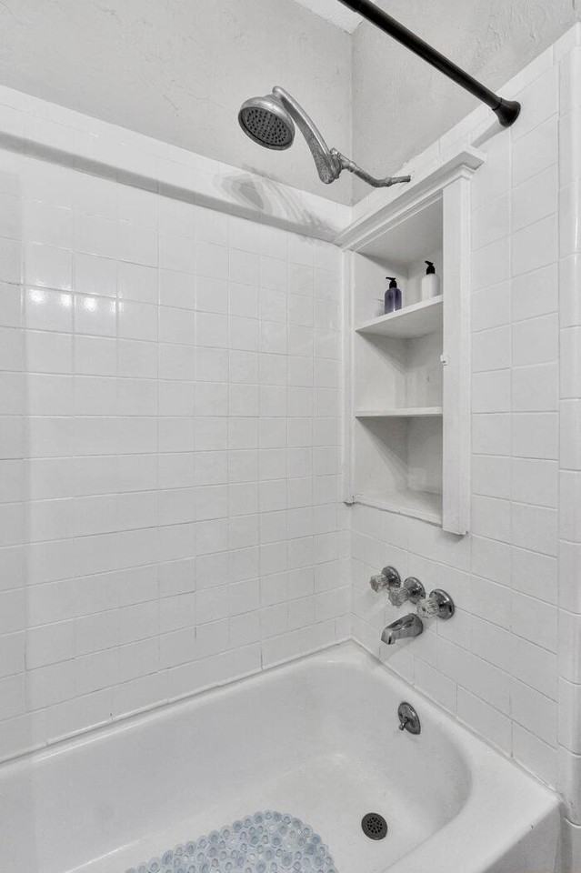 1108 24th St W - Photo 6 of 19