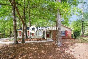 featured image of 606 Hamlet Ct Se