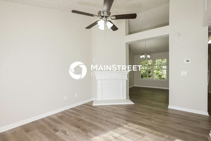 9156 Jefferson Village Drive Southwest - Photo 4 of 17