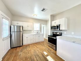 127 N Santa Rita Ave - Photo 1 of 1