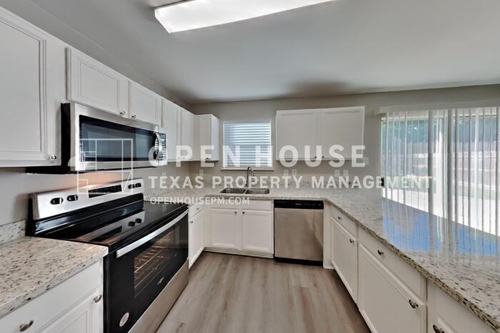 227 Eagle Pass Dr - Photo 6 of 20