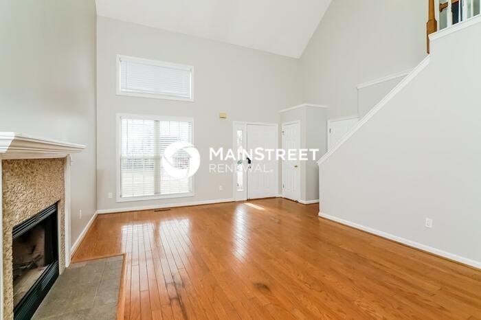 5507 Woodcross Place - Photo 4 of 18