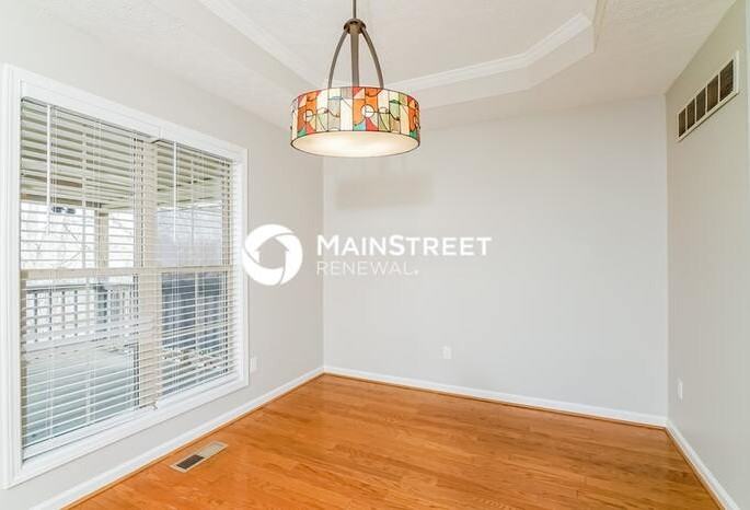 5507 Woodcross Place - Photo 7 of 18