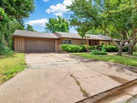 103 S Highland Ave - Photo 1 of 1