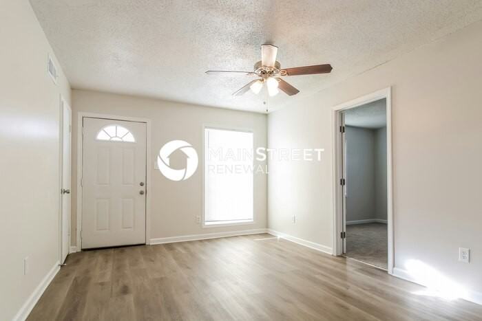 4014 Stowe Street - Photo 5 of 16