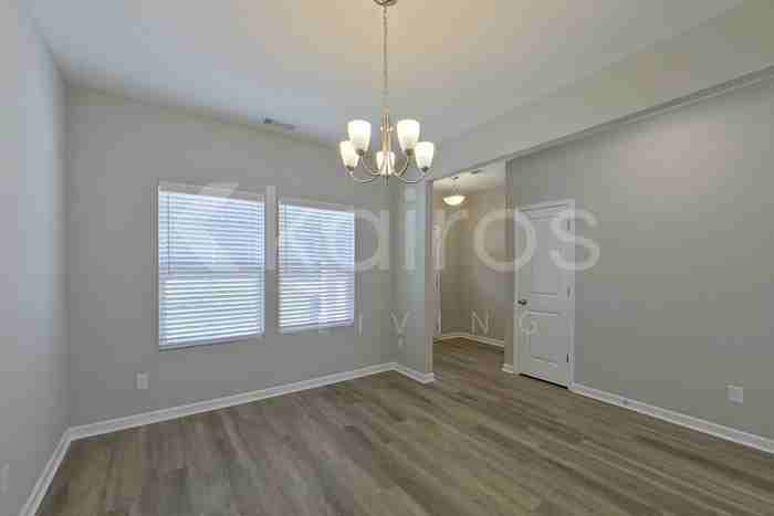 155 Williams Ln - Photo 2 of 26