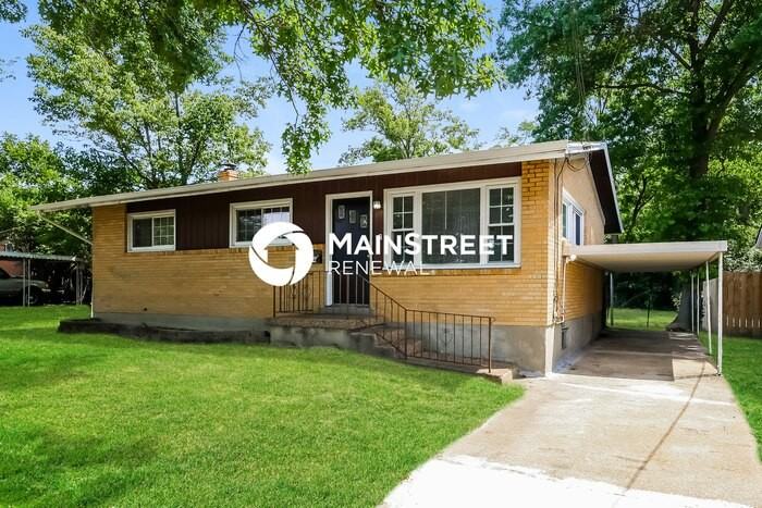 8654 Tralee Ct - Photo 3 of 18