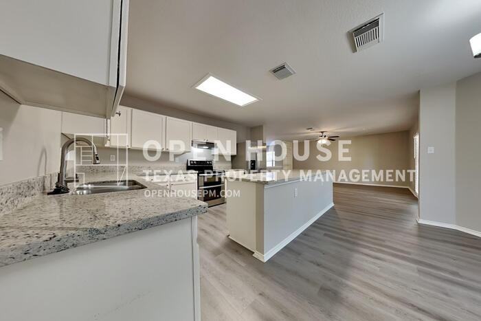 10542 Elderpond - Photo 6 of 20