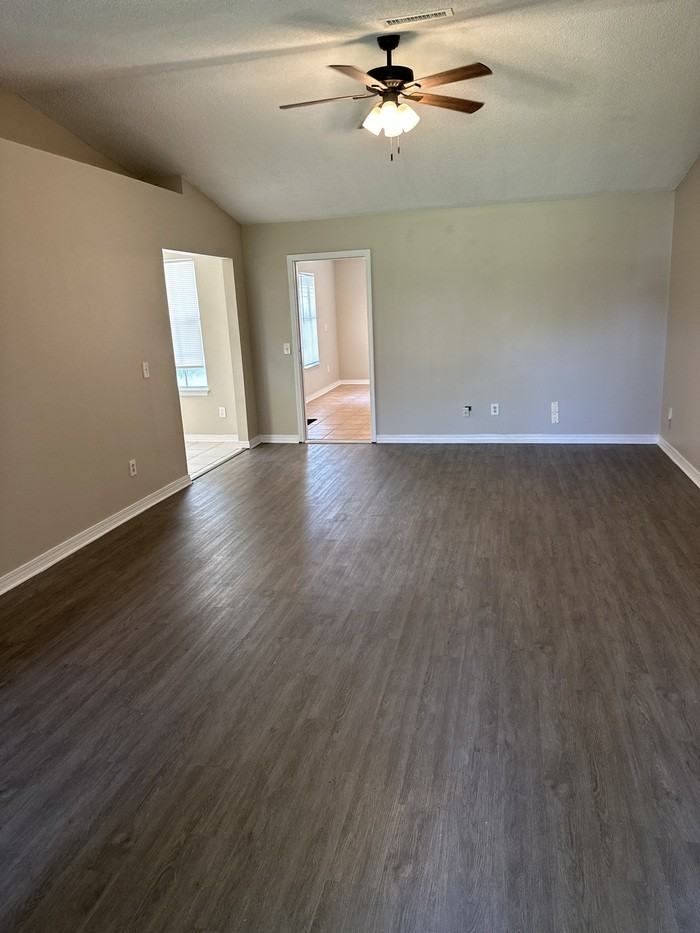 3005 Godwin Lane - Photo 2 of 26