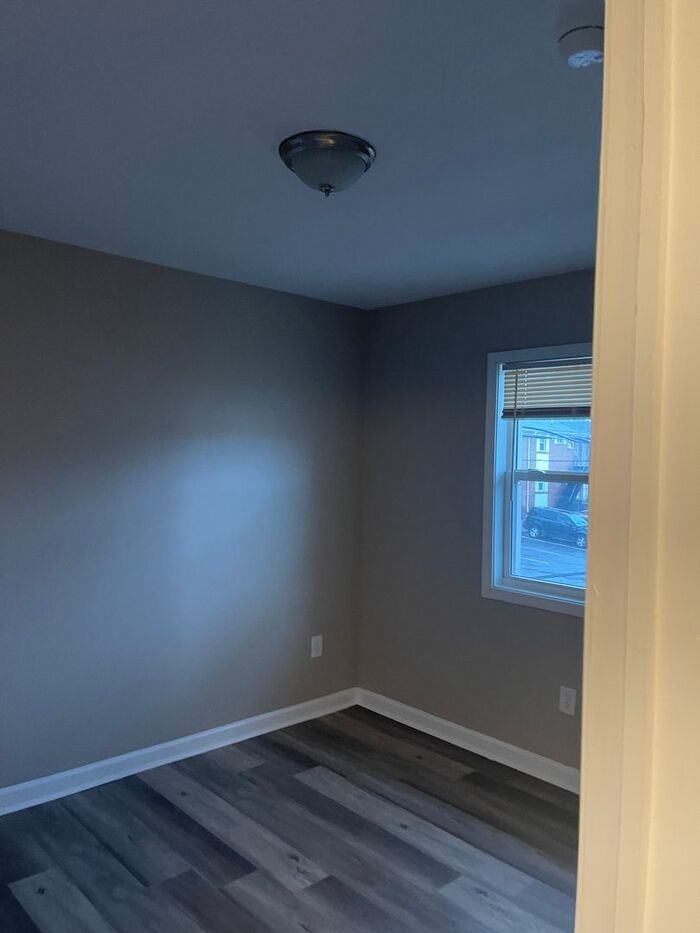 1350 Mayson Turner Rd Nw - Photo 5 of 11