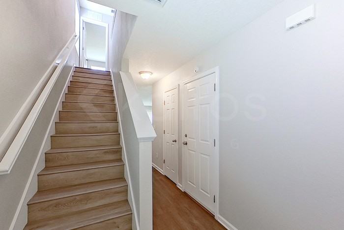 1303 Mull St - Photo 2 of 24