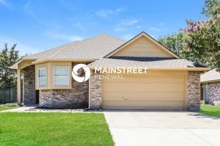 521 Redbud Dr - Photo 1 of 1