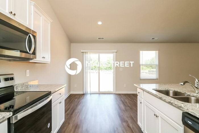 421 Brisk Drive - Photo 6 of 16