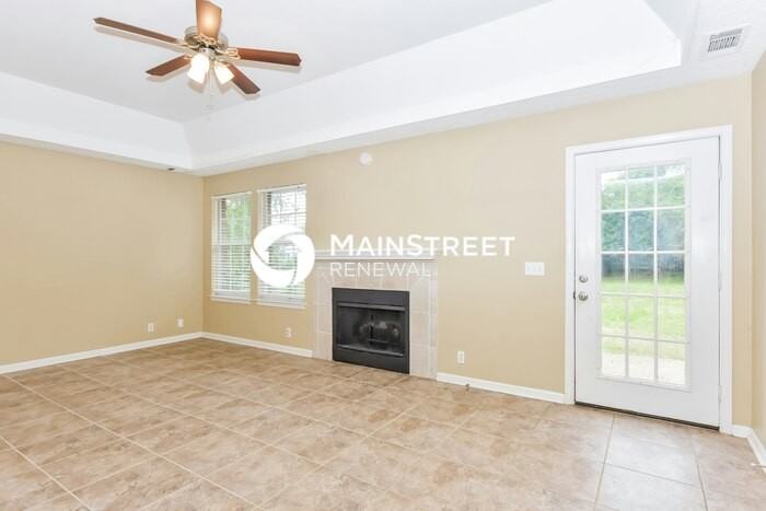 405 Brookview Dr - Photo 2 of 16