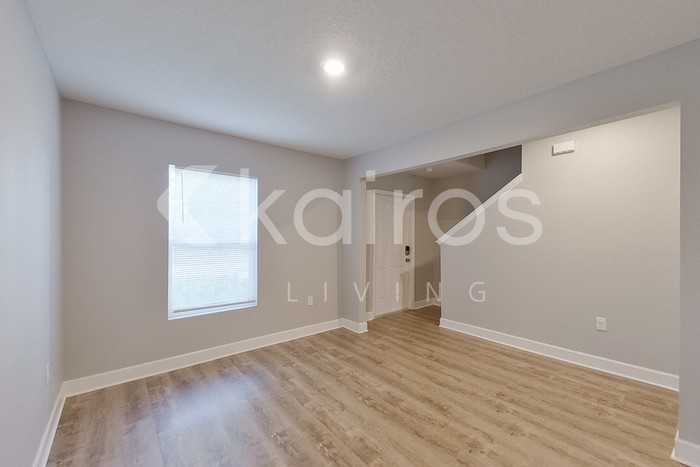 2820 West Andromedae Street - Photo 4 of 28