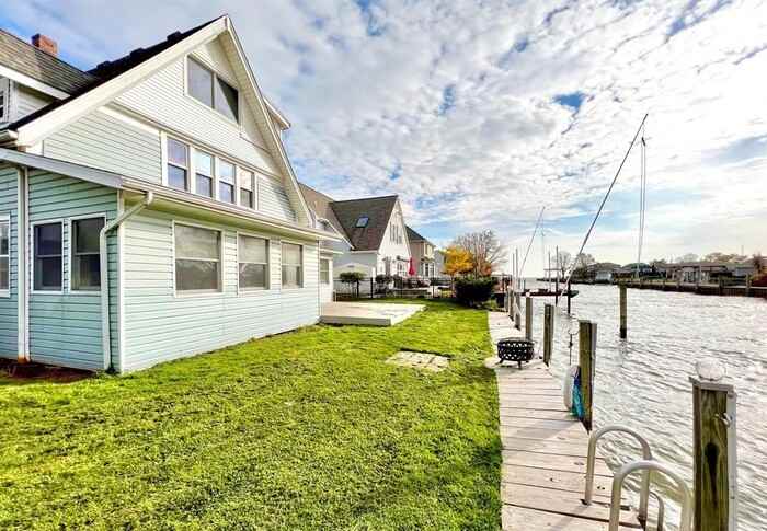 37697 Mast Ct - Photo 3 of 11