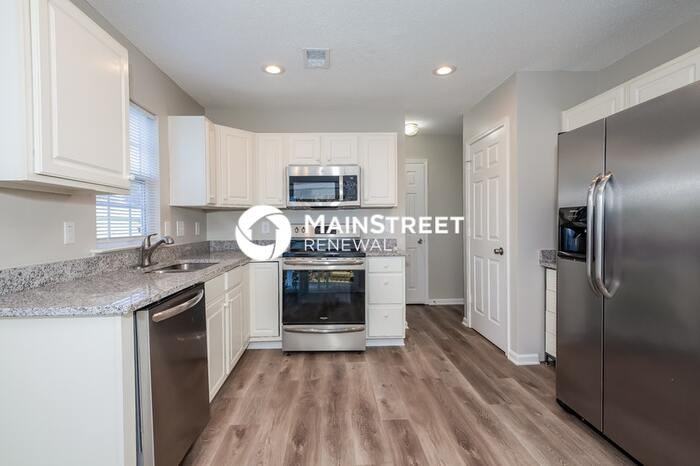 6918 Karnak Ct - Photo 5 of 17