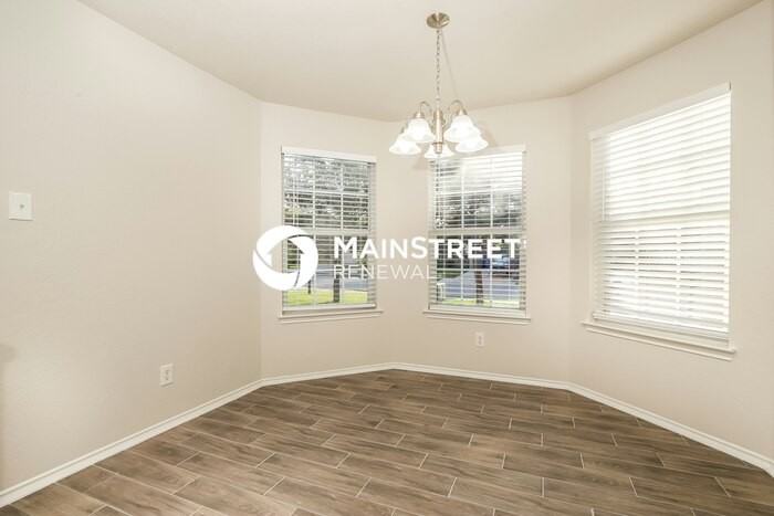 3905 Wensledale Drive - Photo 5 of 16