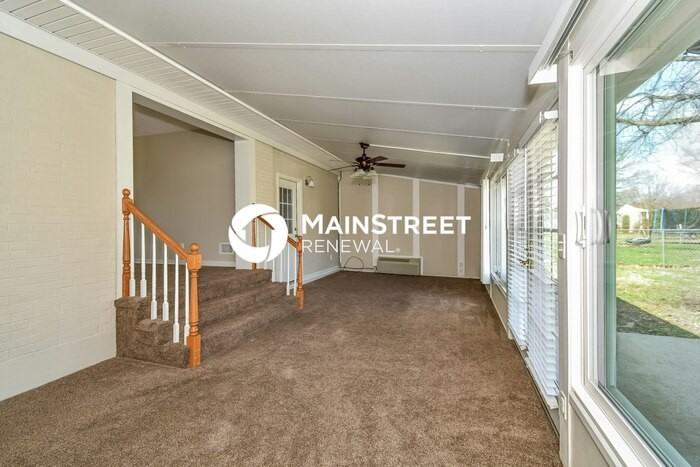 6201 W Pages Ln - Photo 7 of 16