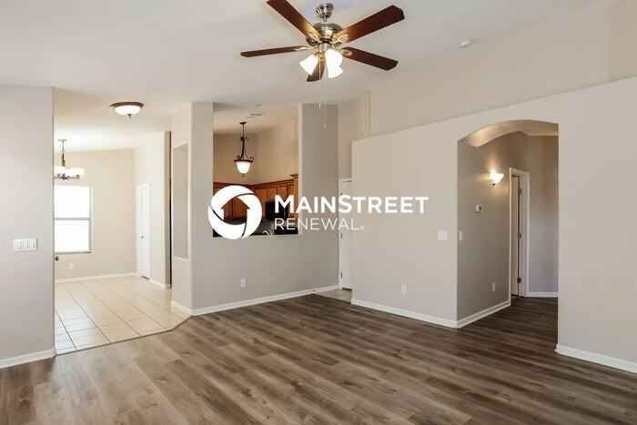 1815 E Hamel Way - Photo 4 of 16