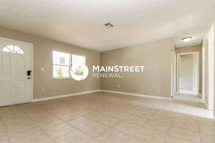 9537 Groveland St - Photo 3 of 16