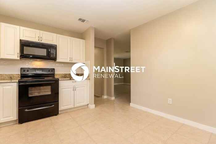 9537 Groveland St - Photo 6 of 16