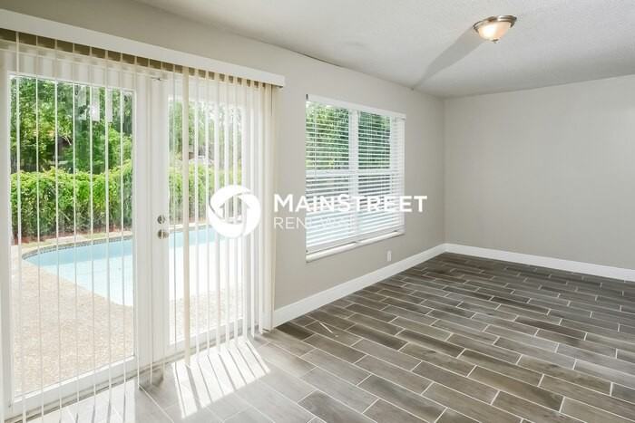 2360 Nw 60th Ave - Photo 6 of 15