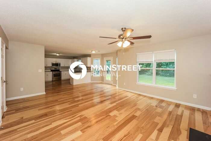 227 Bella Vista Trail - Photo 4 of 17