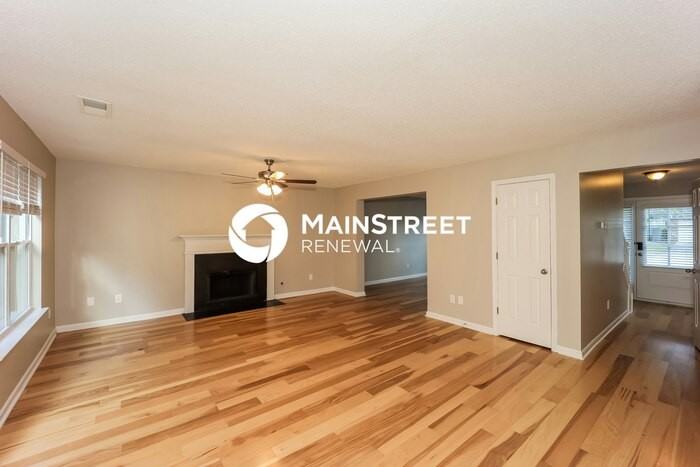 227 Bella Vista Trail - Photo 7 of 17