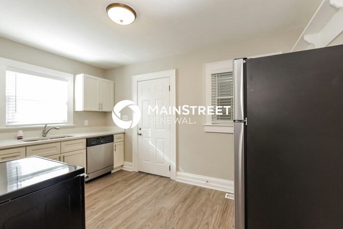 3706 Avalon Ave - Photo 6 of 17