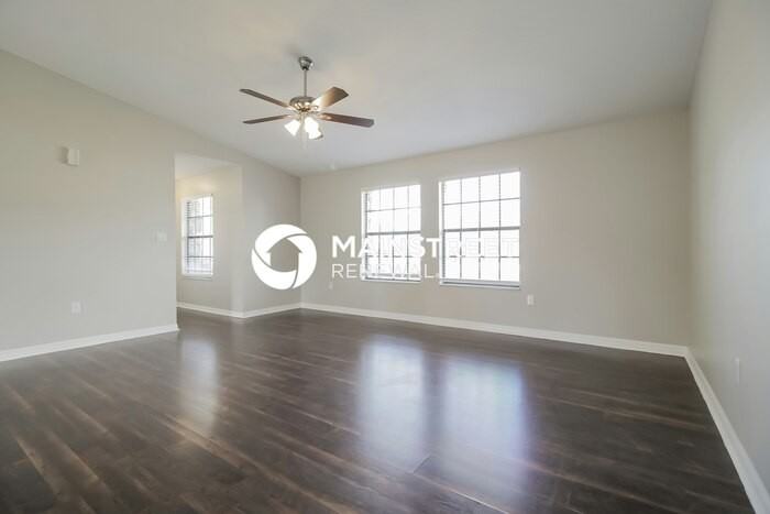 6090 Alden Avenue - Photo 3 of 16