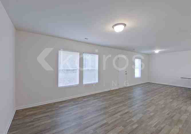 2051 Country Pl - Photo 7 of 22